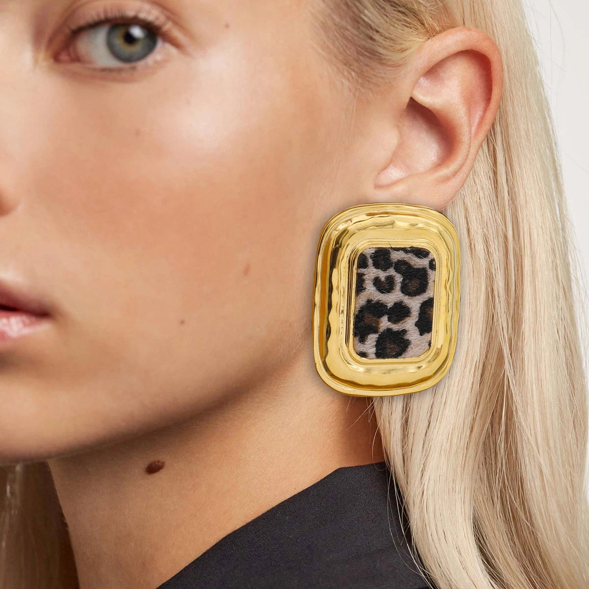 Veloria Earrings