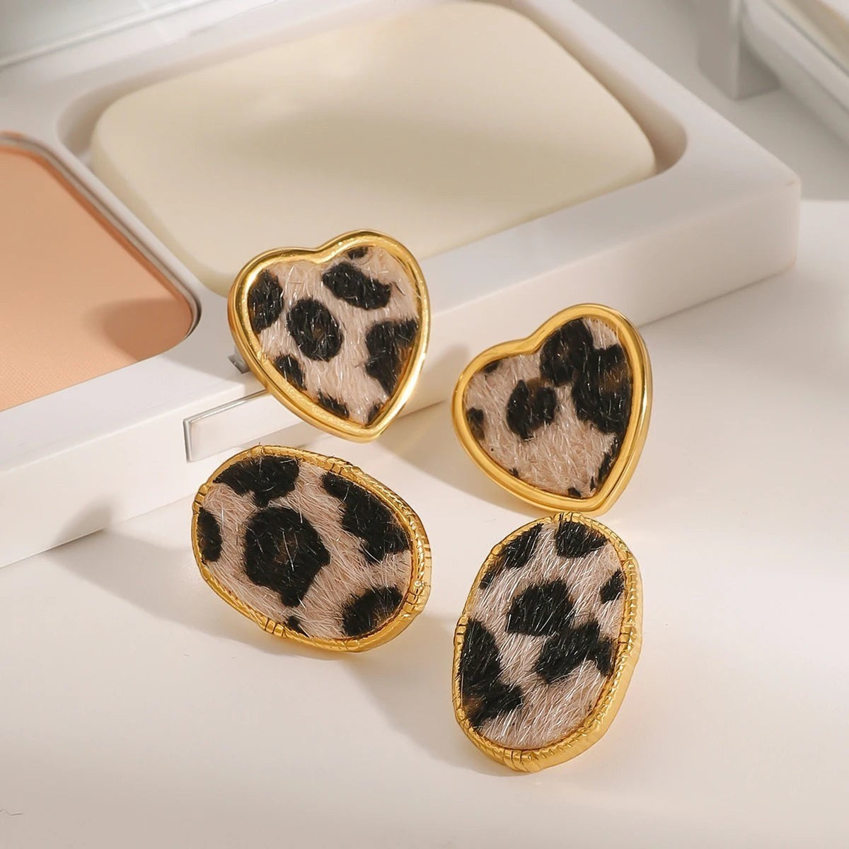 Veloria Earrings
