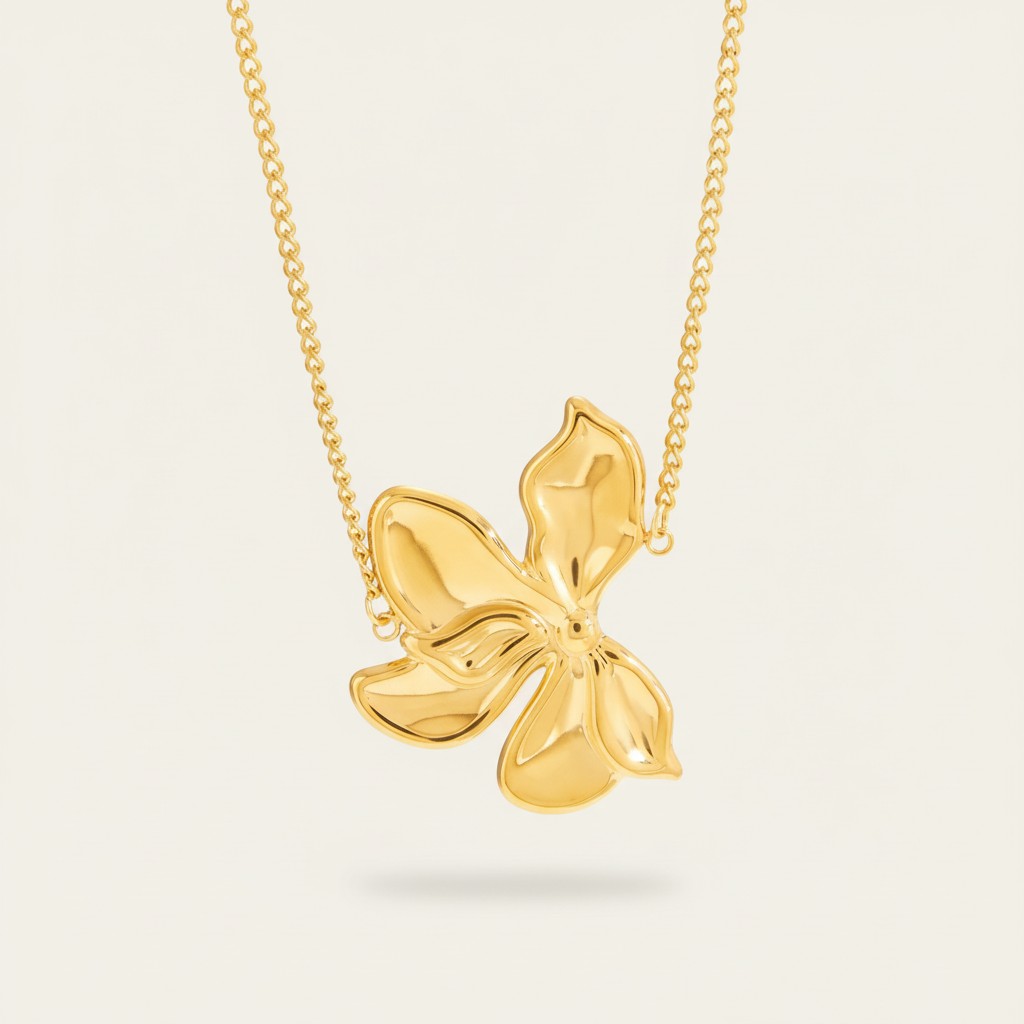 Seraphina Treasures Arelanthe gold-plated brass floral pendant necklace with delicate chain.