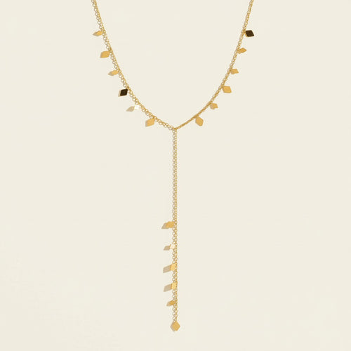 Seraphina Treasures Anippe gold Y-necklace with rhombus charms, perfect for modern elegance.